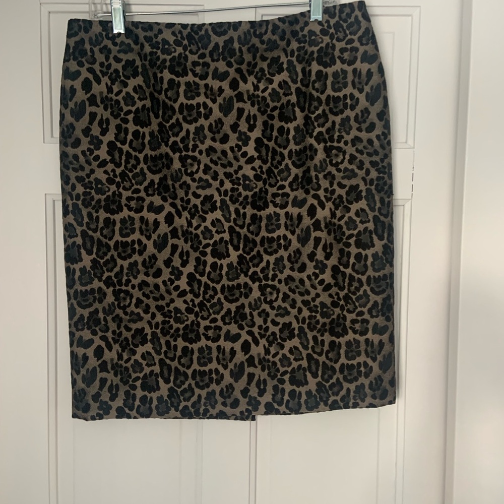 Ann Taylor Animal Print Pencil Skirt
